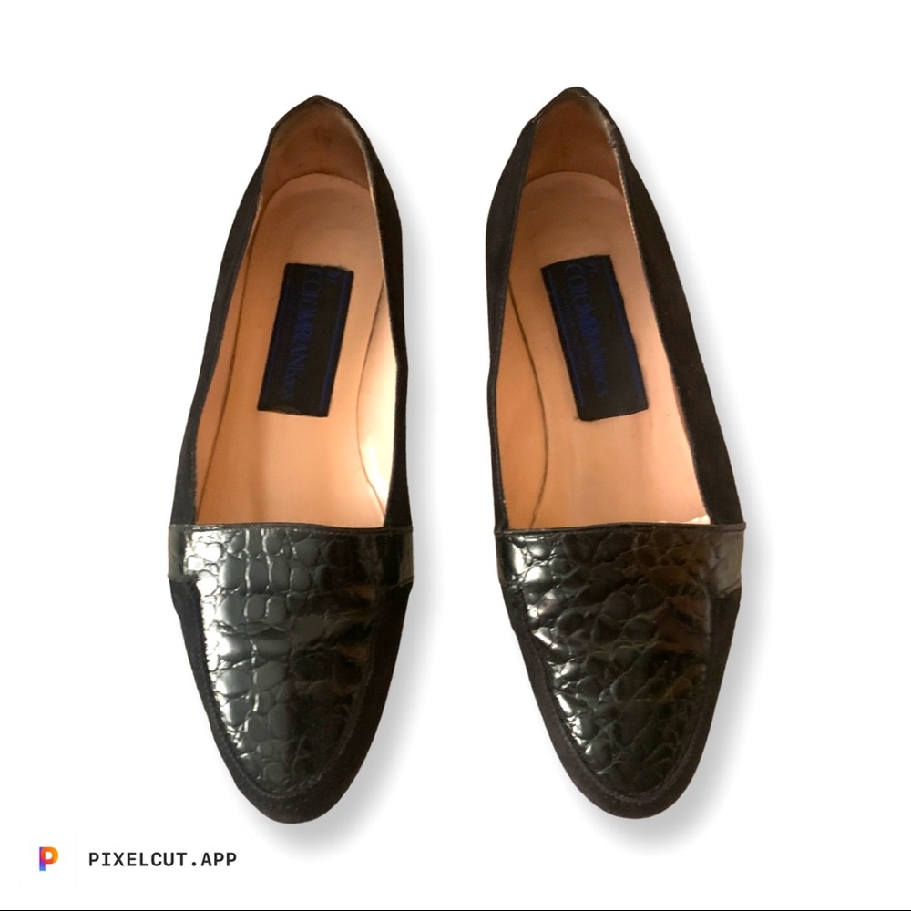 Vintage Dark Navy, Croc embossed leather and suede woman’s loafers, Size 6.